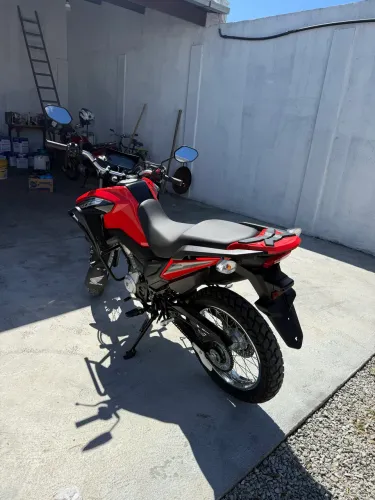 Bros 160 ano 2026