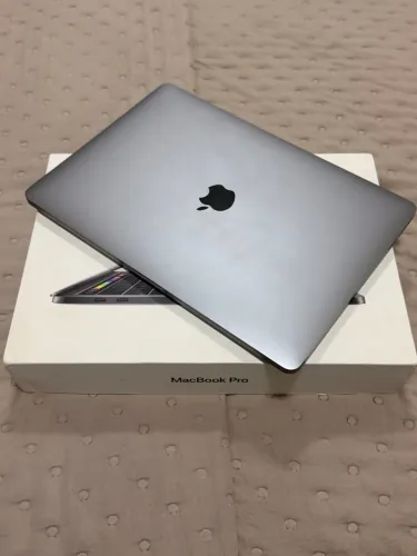 MacBook Pro 13 Touch Bar