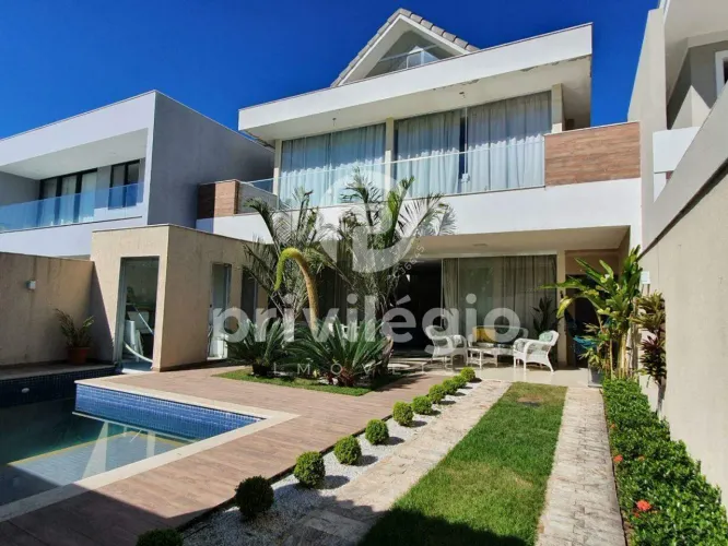 Triplex no condomínio Art Life - 5 Quartos, sendo 4 suítes, piscina, 2 vagas de garagem -