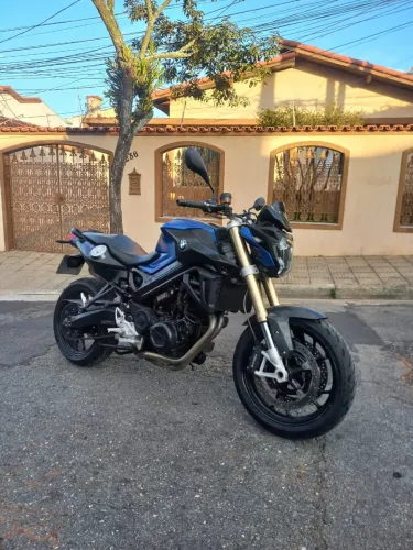 F800r