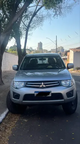 Mitsubishi L200 Triton GL 3.2 CD TB Int. Dies. Mec. 2018