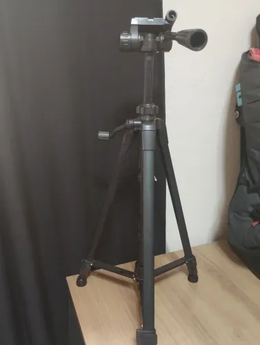 Vendo tripé profissional