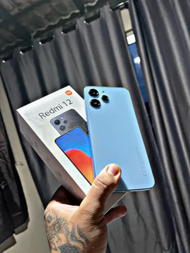 Redmi 12 zerado, aceito trocas e passo cartão 