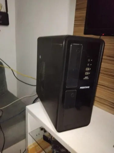 vendo pc único dono com algumas coisas Paraná arrumar
