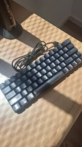 Teclado Mecânico 60% RGB - BlitzWolf BW-KB1