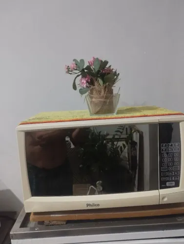 Microondas Philco espelhado 21 litros tudo funcionando