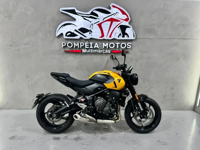 Triumph Trident 660