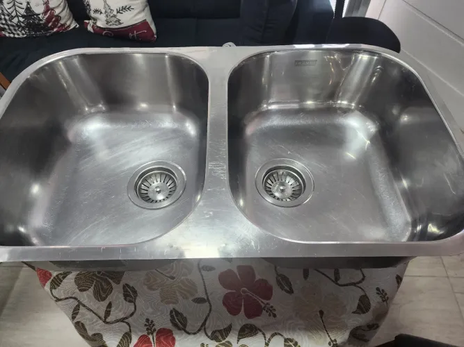 Vende-se pia dupla inox para cozinha 