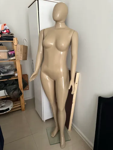 Manequim plus size