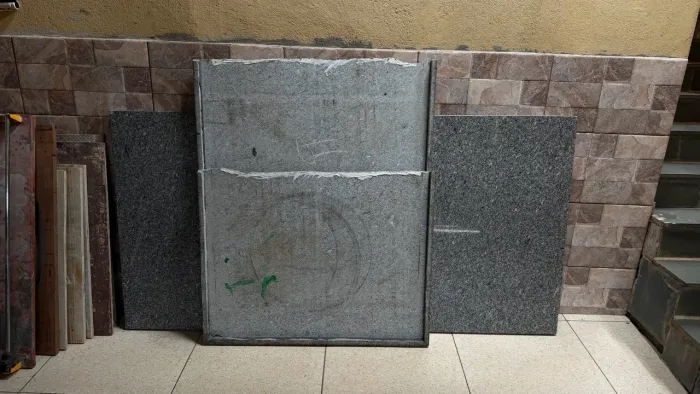 Tampo de mesa granito cinza andorinha 