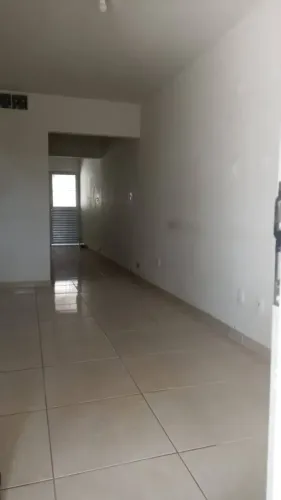 Casa no Santa Maria com 3/4, Cozinha com Despensa e Vaga de Garagem