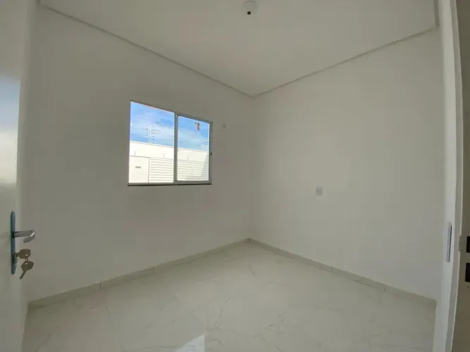 Casa em Timon Com 03 Quartos