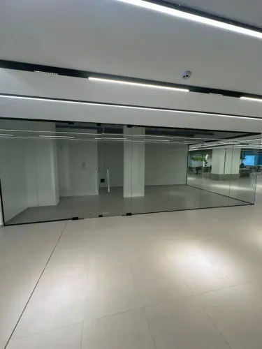 Galeria para venda tem 34 metros quadrados em Itacolomi - Balneário Piçarras - SC