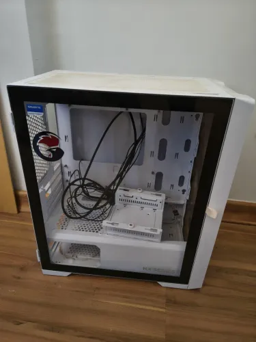 Gabinete Gamer Pichau HX550 W