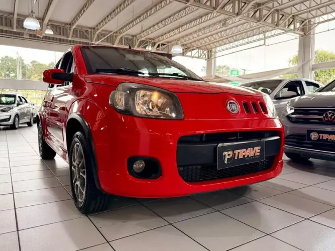 Fiat Uno Sporting 1.4 EVO Fire Flex 8V 4P 2012