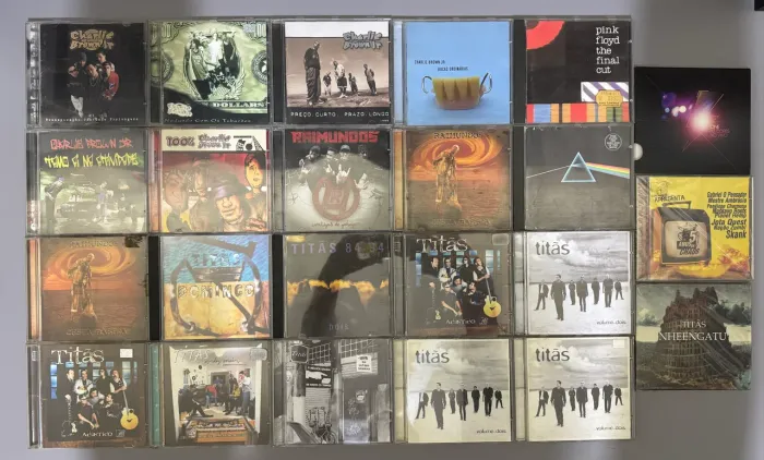 Lote cds charlie brown jr, raimundos, titãs, pink floyd, cine