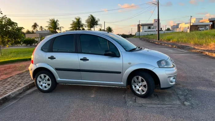 Citroen C3 GLX 1.4/ GLX Sonora 1.4 Flex 8V 5P 2012