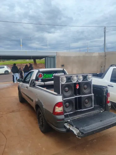 Som automotivo