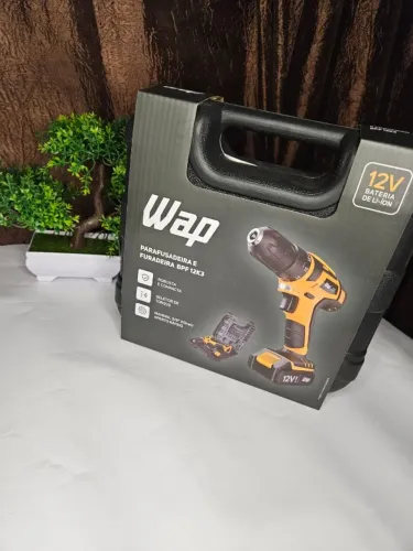 Parafusadeira/Furadeira WAP 12V - Nova na Maleta