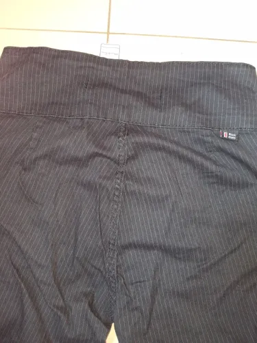 Calça Risca giz, sarja. 44