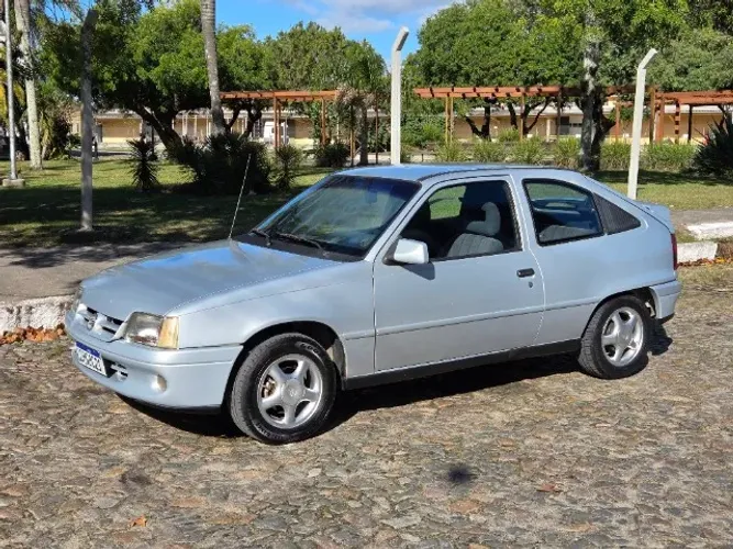 Chevrolet Kadett GLS 2.0 MPFI 1998