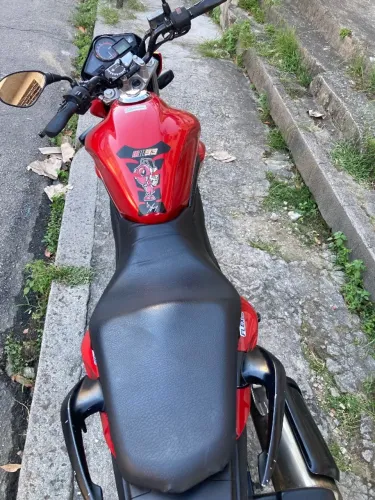 Vendo cb300r muito nova raridade
