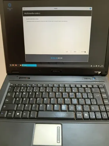 Notebook Microboard Innovation Core 2 Duo e SSD 120GB Kingston - Troco por cubo de baixo