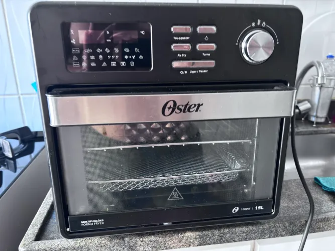 Forno + Air Fryer Oster 15L 10 em 1 (novo)