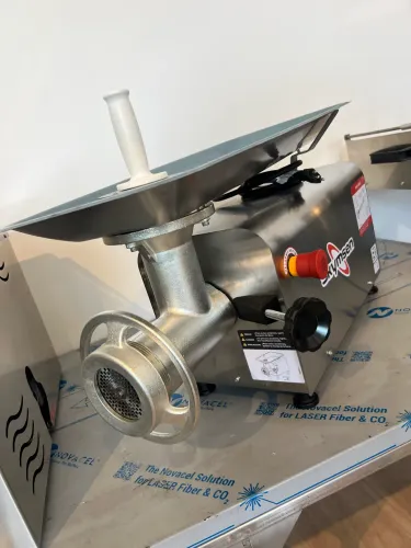 Moedor de carne boca 22 1,5cv Skymsen - pronta entrega 