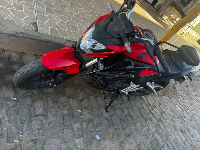 Cb 300f mais nova do Brasil só 3.500 km
