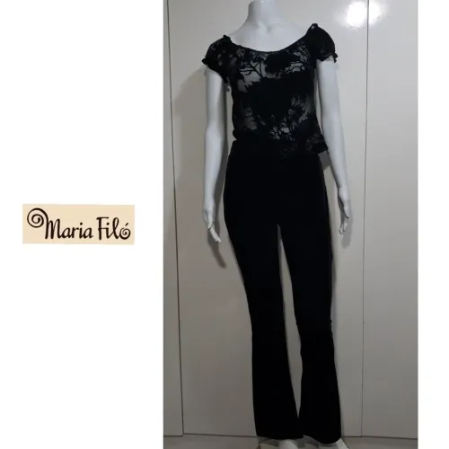 MARIA FILÓ e blusa veludo