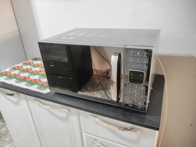 Microondas Espelhado Philco 25 litros