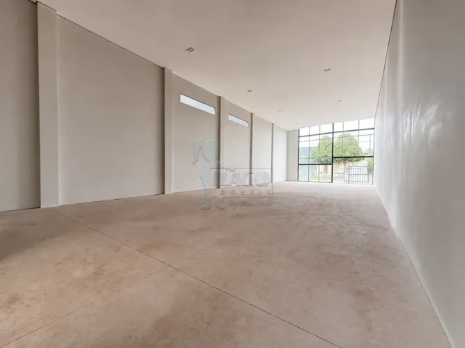 Galpão comercial de 300m² com 03 banheiros para locação - Alto da Boa Vista