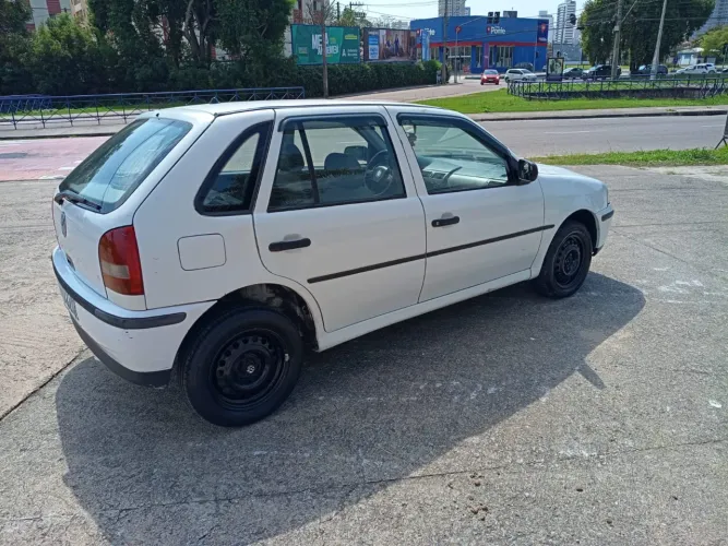 Volkswagen Gol Geração III 1.6 MI 8V Gasolina Mec. 4P 2000