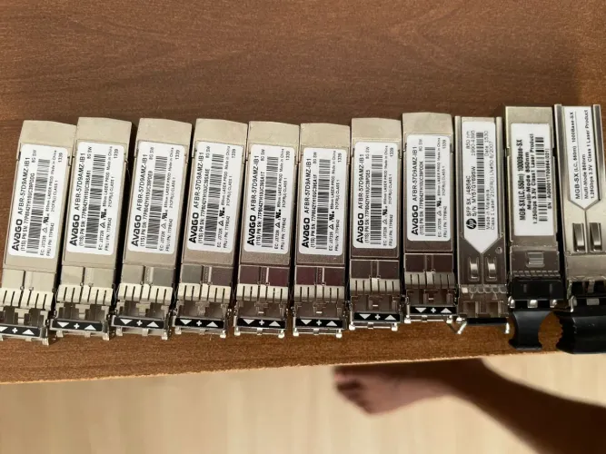 GBIC AVAGO 8GB cada, 8 unidades