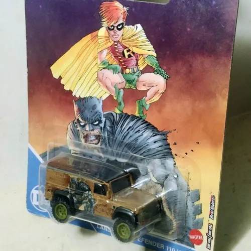 Hot Wheels Land Rover Defender 110 DC Premium