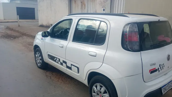 Fiat Uno Drive 1.0 Flex 6V 5P 2018
