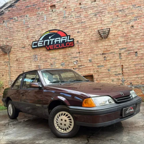 Chevrolet Monza GL 2.0 Efi/sl/l/650/club/barc.2e4p (álcool) 1993