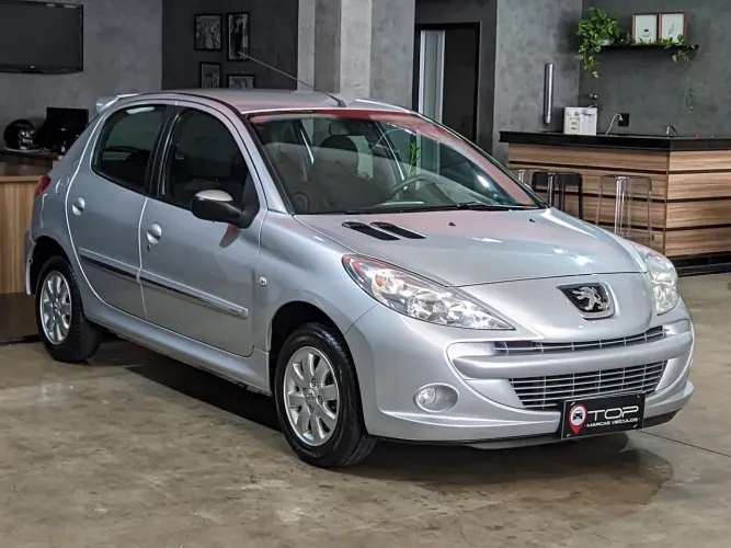 Peugeot 207 XR Sport 1.4 Flex 8V 5P 2012