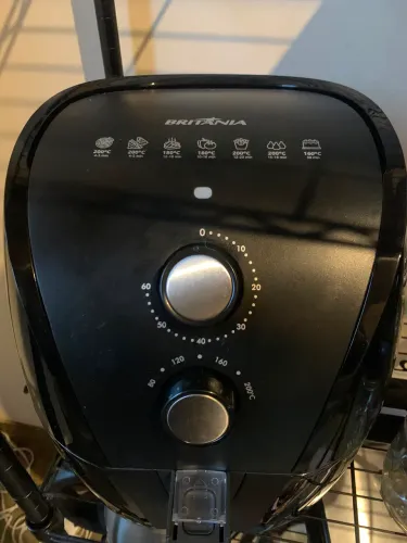 Air fryer Britânia 5lts antiaderente NOVA