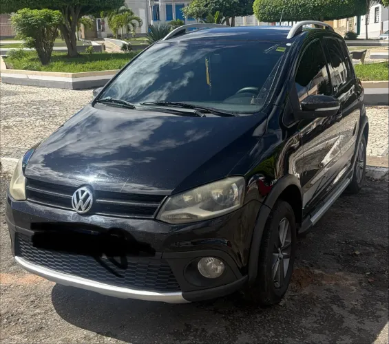 Volkswagen Crossfox 1.6 MI Total Flex 8V 5P 2011