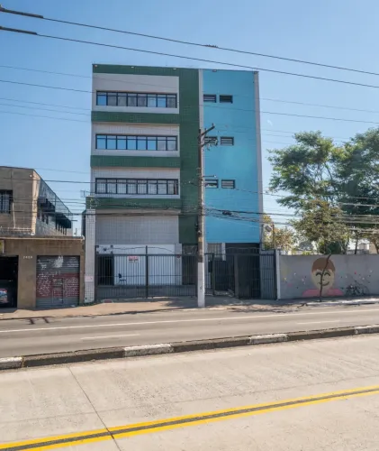 Prédio comercial na Avenida Engenheiro Armando de Arruda Pereira, 2410 - PRÉDIO 1483 m²