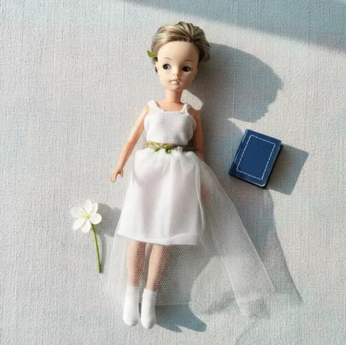 Boneca Susi década 60 restaurada