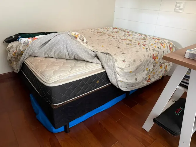 CAMA DE CASAL COMPLETA - BASE + COLCHÃO
