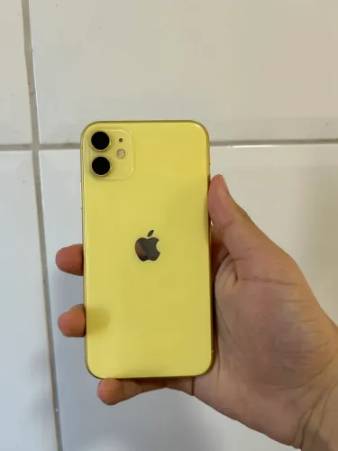 iPhone 11