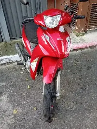 Moto Avelloz
