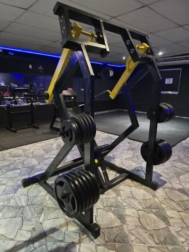 Aparelho de musculação 