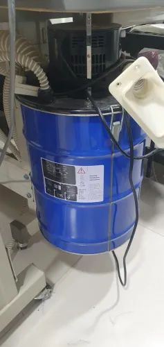 Sugador elétrico para máquinas overlock e ponto cadeia pouco usada