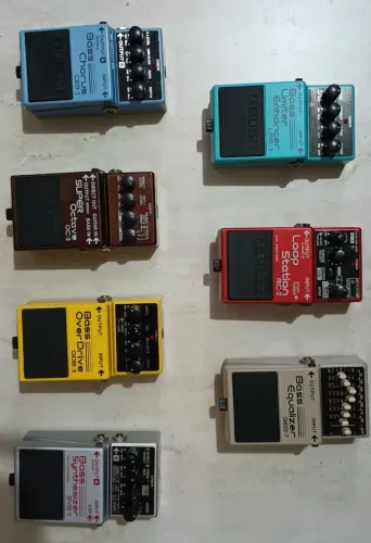 Lote Completo - Pedais Boss para Contrabaixo