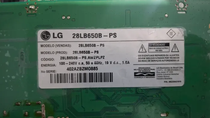 Placa principal e peças da TV LG 28LB650B 
